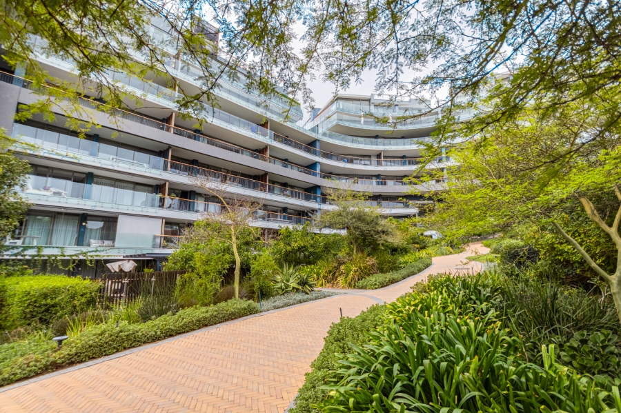 2 Bedroom Property for Sale in Sea Point Western Cape